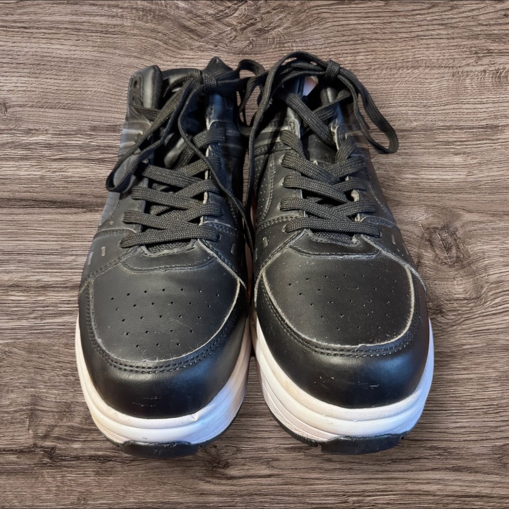 VERY COOL pair of Kick Speed Roller Skate Shoes LED Light Edition!!